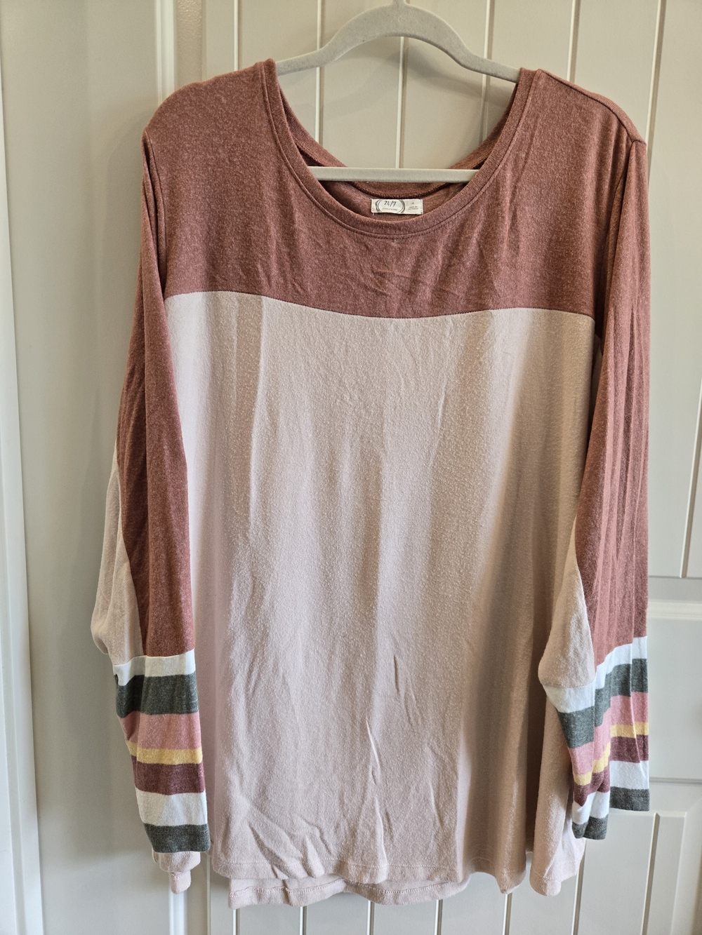 Maurices Colorblock Long Sleeve Top in Dusty Rose and Light Pink Size 4x